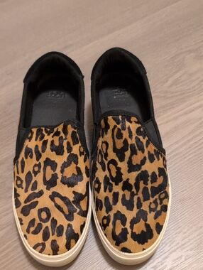 UGG Women's Cahlvan Panther Print